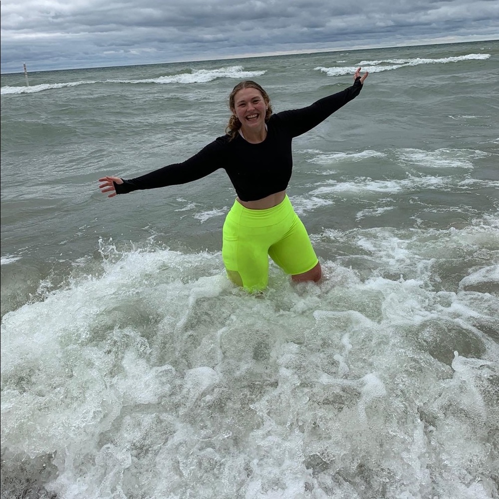 Meet your Posher, Genevieve